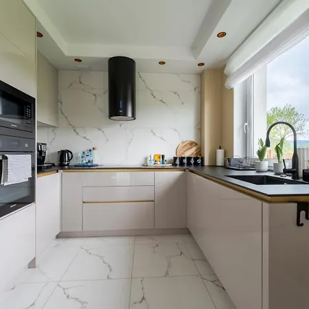 شقة Saint's - Blisko Chojnik, Ogrod, Miejsce Na Rowery, Ogrodzony Dla Zwierzat يلينيا غورا